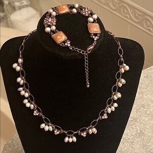 Light pink Real Pearls and Pink rhinestones Necklace and Bracelet Set